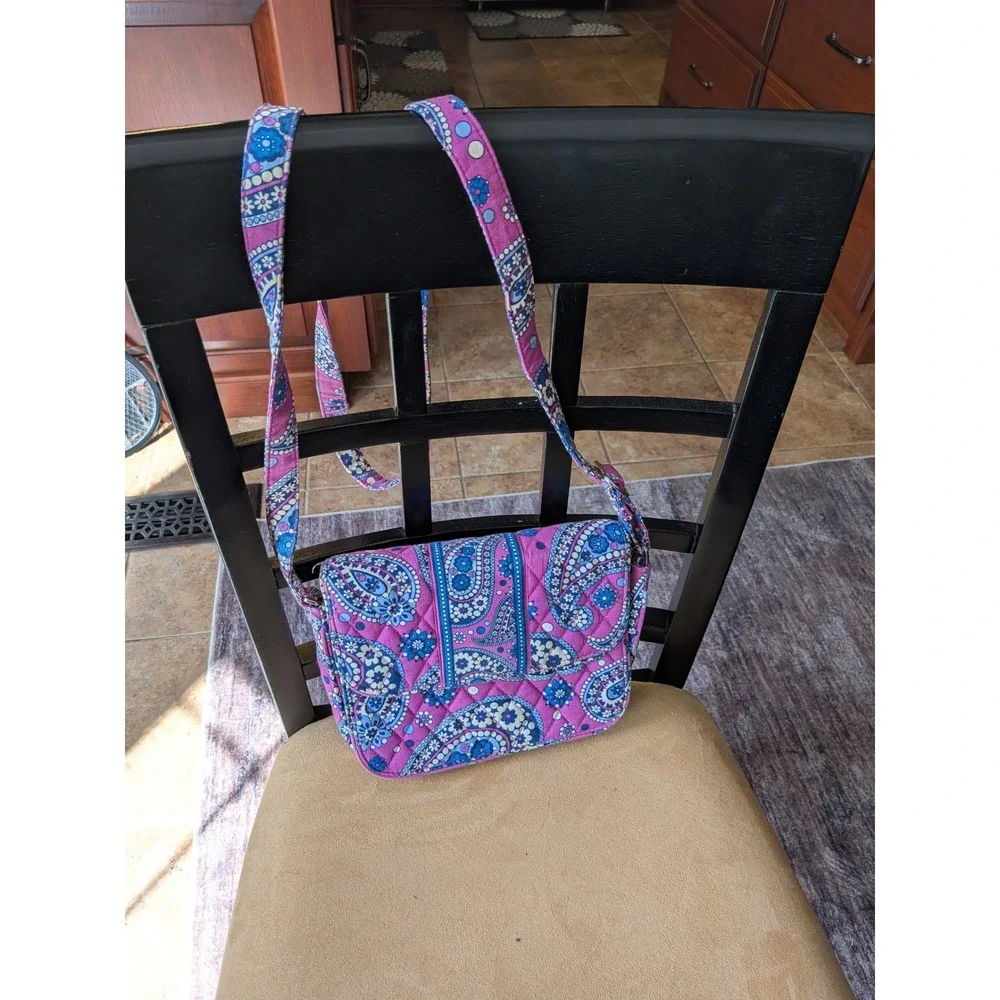 Vera Bradley‎ Petal Paisley Messenger Crossbody Bag Retired Pink Blue Navy